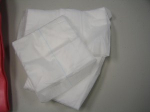Drainage dressing for managing wounds